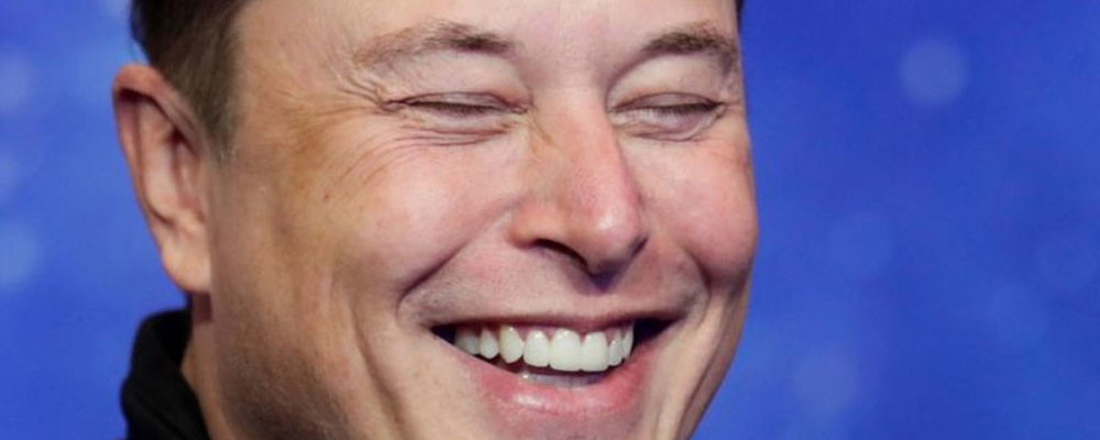 Twitter'da hisse satma anketi yapan Musk, 5 milyar dolarlık hisse sattı