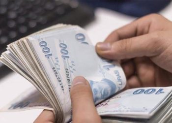 Türk-İş'ten asgari ücret hamlesi: Milletin tebessüm edeceği rakam gelirse 'evet' deriz