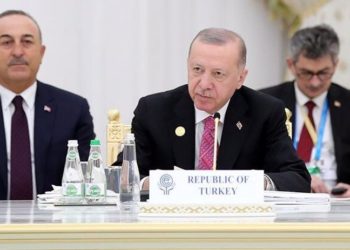 Türkiye krizle boğuşurken Erdoğan: Afgan ekonomisini ayağa kaldırmak lazım