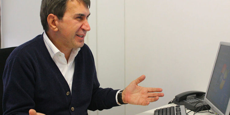 Türkiye yazarı Uğur: Kartel heveslileri, devlet nefes alış-verişinizi bile izliyor