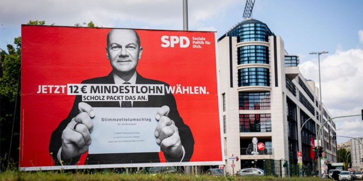 Türkiye'de saati 1 euronun altında olan asgari ücret, Almanya'da 12 euroya çıkıyor