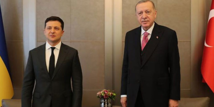 Ukrayna Devlet Başkanı Zelenskiy: "Türkiye ile derinleşen ortaklığımız sayesinde ülkelerimizin silahlı kuvvetleri güçleniyor"