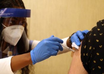 Uluslararası örgütler, Biden’dan koronavirüs aşılarının fikri mülkiyet haklarının kaldırılması için destek istedi