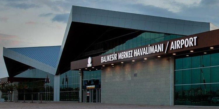 Uçak inmeyen Balıkesir Havalimanı'nın enerji ihalesi Çalık'a gitti