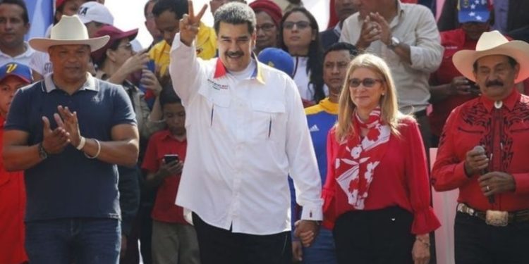 Venezuela'da muhalefet yıllar sonra seçime katılacak