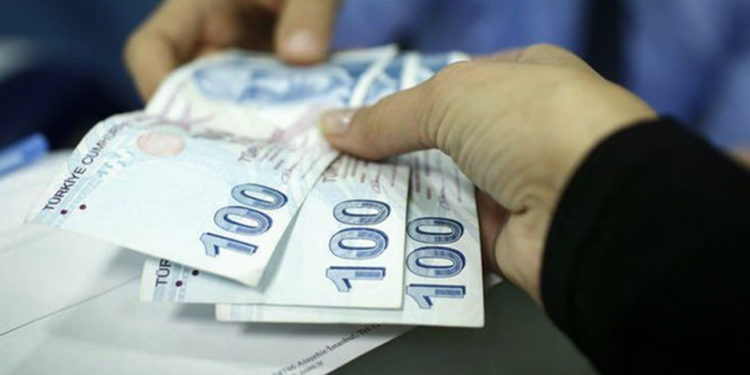 Vergiler yüzde 36,20 artınca Kamu Sen, memur maaşlarına “yeniden değerleme” istedi