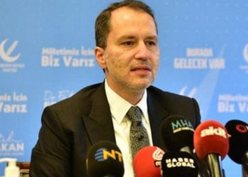 YRP lideri Fatih Erbakan, İYİ Parti liderliğinde üçüncü ittifak önerdi: 'Millet bizi hiçbir ittifaka yakıştırmıyor'