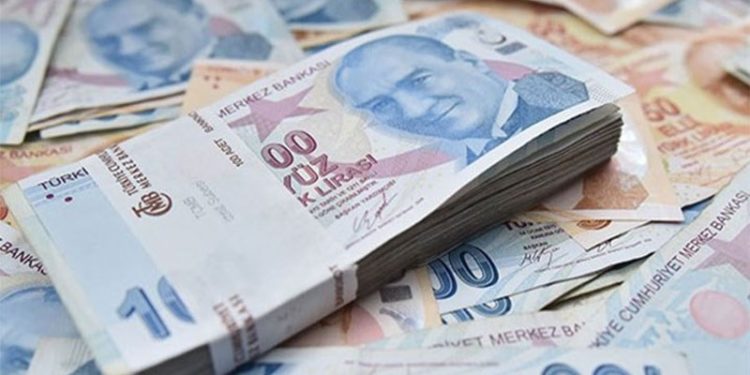 Yapılan özelleştirmelere rağmen Türkiye'nin borç yükü arttı