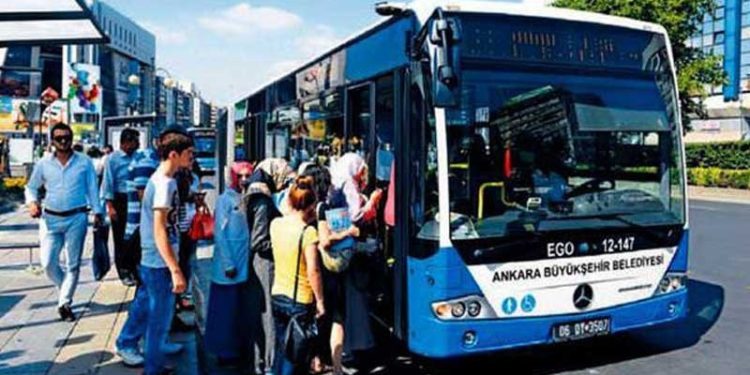 Yavaş: Ankara’da kadınlar saat 19.00'dan sonra otobüslerden istedikleri yerde inebilecek