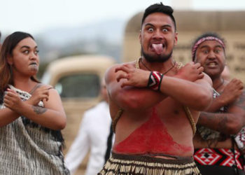 Yeni Zelanda yerlisi Maorilerden aşı karşıtlarına: Haka dansımızı kullanmayın