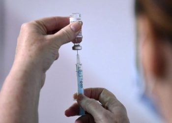 Yeni araştırma: Aşısızların koronavirüsten ölüm riski 16 kat daha fazla