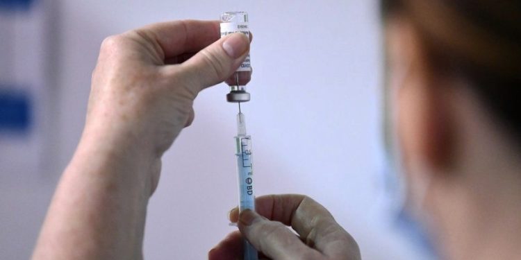 Yeni araştırma: Aşısızların koronavirüsten ölüm riski 16 kat daha fazla