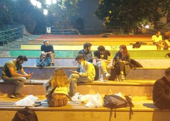 Yurt hedefi tutmadı, 'Öğrenciler birtakım tarikat ve cemaat yurtlarına mahkûm bırakılıyor'