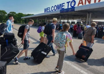 Yıllık yüzde 100 artış: Ekimde yabancı ziyaretçi sayısı 3,47 milyon