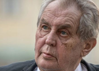 Çek Cumhuriyeti Devlet Başkanı Zeman hastaneye kaldırıldı, yeni Covid önlemleri ilan edildi