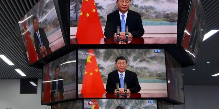 Çin Devlet Başkanı Şi Jinping, Mao benzeri bir statüye ulaşarak konumunu sağlamlaştırdı