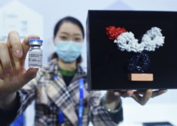 Çin'de üretilen Covid-19 ilaç adayı insanlar üzerinde test ediliyor