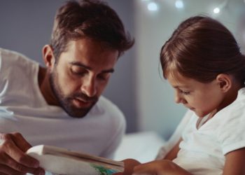 Çocuklara masal okurken nelere dikkat etmek lazım?