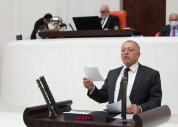 Özgüneş: Esat Oktay olursanız karşınıza binlerce Kawa çıkacaktır