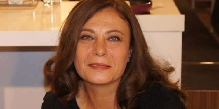 Ünlü oyuncu Semra Dinçer hayatını kaybetti