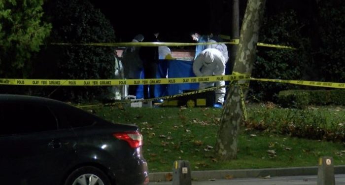 Üsküdar’da polis memuru parkta ölü bulundu