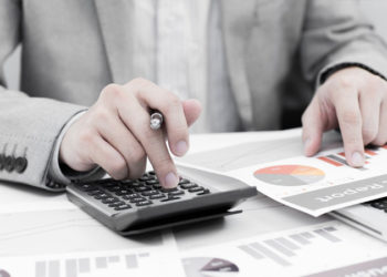 İbrahim Kahveci: Finansal istikrar devre dışı bırakılmış, seçimlerde nasıl oy alırız politikasına dönülmüş durumda