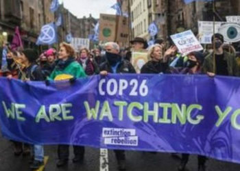 İngiltere Başbakanı Johnson İklim Zirvesi'nde liderleri 'Gece yarısına bir dakika kaldı' diyerek uyardı