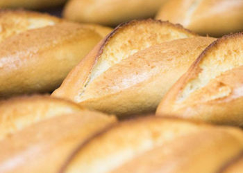 İstanbul'da ekmeğe resmi zam