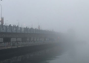 İstanbul'da hava ulaşımına sis engeli
