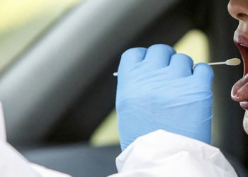 İtalya'da bir kişide Kovid-19'un Omicron varyantı tespit edildi