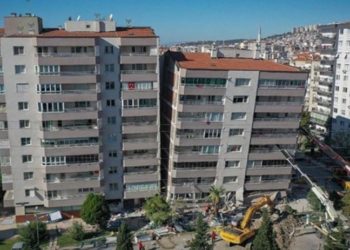 İzmir depremi davasında suç duyurusu