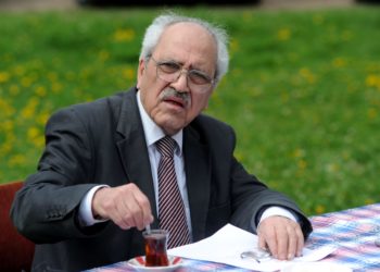 Şair ve yazar Sezai Karakoç vefat etti