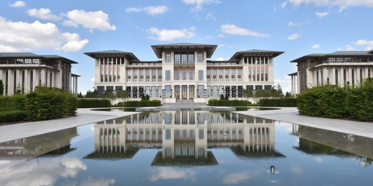 ‘Erdoğan için anket yaptırıldı, Karadeniz’den gelen sonuçlar şoka uğrattı’