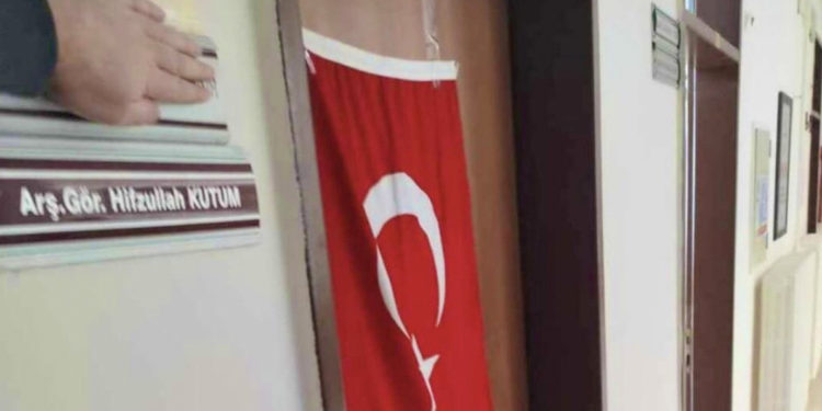 ‘Yaşasın Kürdistan’ paylaşımı nedeniyle görevden uzaklaştırıldı, gözaltına alındı