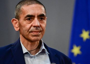 BioNTech CEO’su Uğur Şahin: Üç doz aşı olanların bile Covid-19 bulaştırma ihtimali var