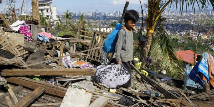 Filipinler’de Rai tayfununda can kaybı 375’e yükseldi, 56 kişi kayıp