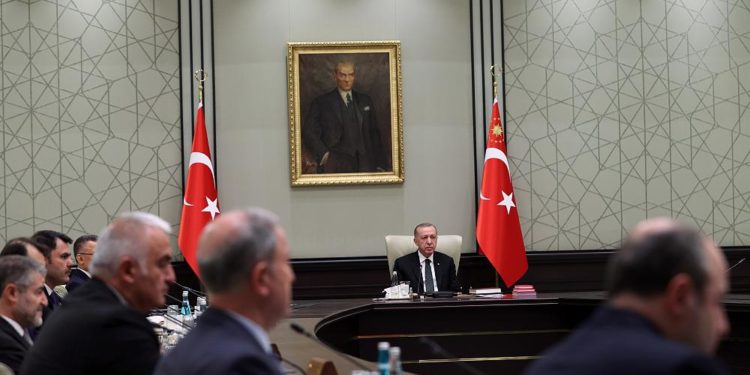 Erdoğan: Erken seçim rüya, Haziran 2023’ü bekleyeceksiniz