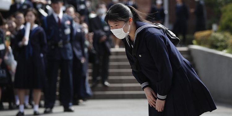 Japonya’da 20 yaşına basan Prenses Aiko, kraliyet görevlerine başlıyor