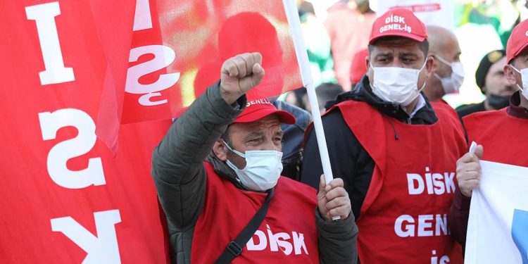 2022’de asgari ücretin en alt rakamı 4 bin 250 lira olarak açıklandı