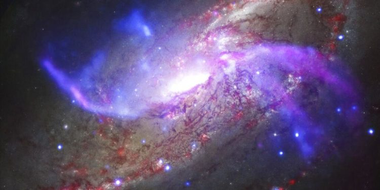 NASA, Samanyolu galaksisinin dışında Satürn büyüklüğünde bir galaksi ötesi gezegen adayı keşfetti