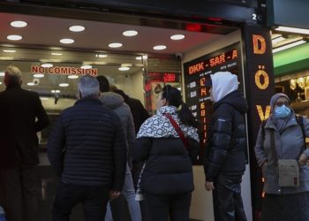 Dövize endeksli TL mevduat kararının kısa ve uzun vadede etkileri ne olur?