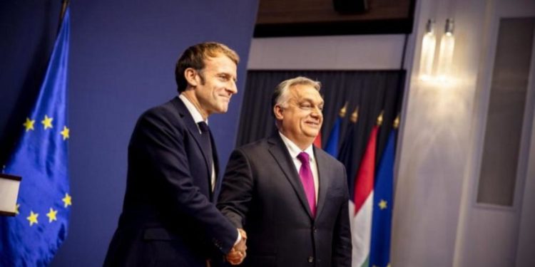 Fransa’nın AB dönem başkanlığı öncesi Macron’dan Orban’a ziyaret: Taraflar temkinli ve ılımlı