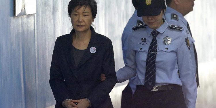 Güney Kore’de 5 yıldır cezaevinde bulunan eski Cumhurbaşkanı Park serbest bırakıldı