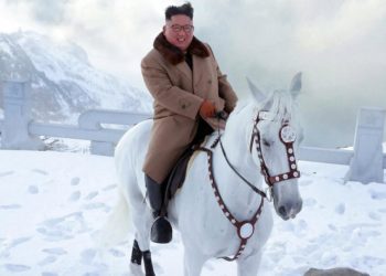 Kuzey Koreliler, ölümünün 10. yıl dönümünde eski liderleri Kim Jong-il’i andı