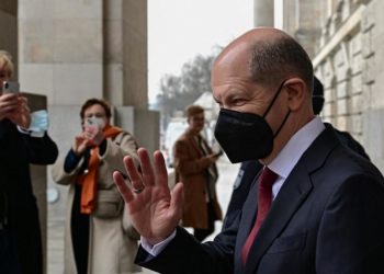 Almanya: Federal Meclis Sosyal Demokrat Olaf Scholz’u ilk tur oylamada başbakan seçti