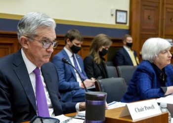 Fed Başkanı Powell: Kalıcı yüksek enflasyon riski açıkça arttı