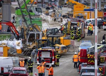 Almanya’da 2. Dünya Savaşı’ndan kalma bombanın patlaması sonucu 4 kişi yaralandı