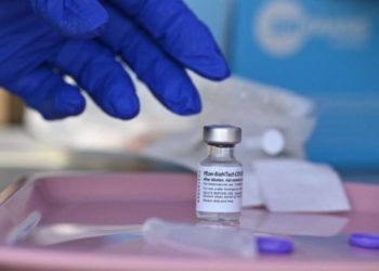 İki doz BionTech/Pfizer aşısı Omicron varyantına karşı hastaneye yatışta yüzde 70 koruma sağlıyor