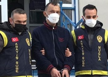 500 bin TL'lik döviz ve ziynet eşyasıyla yakalanan hırsız tutuklandı