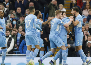 9 gollü müthiş maçta gülen taraf Manchester City oldu!